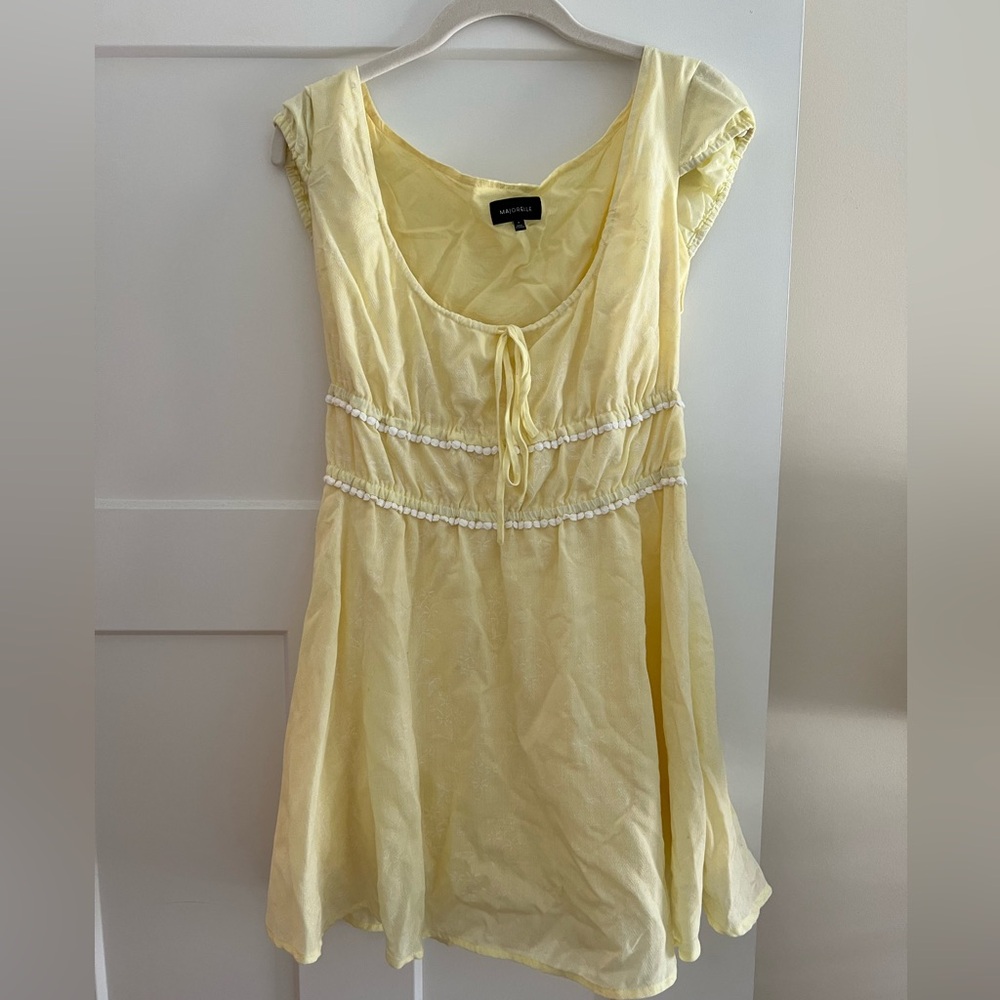 Yellow summertime dress